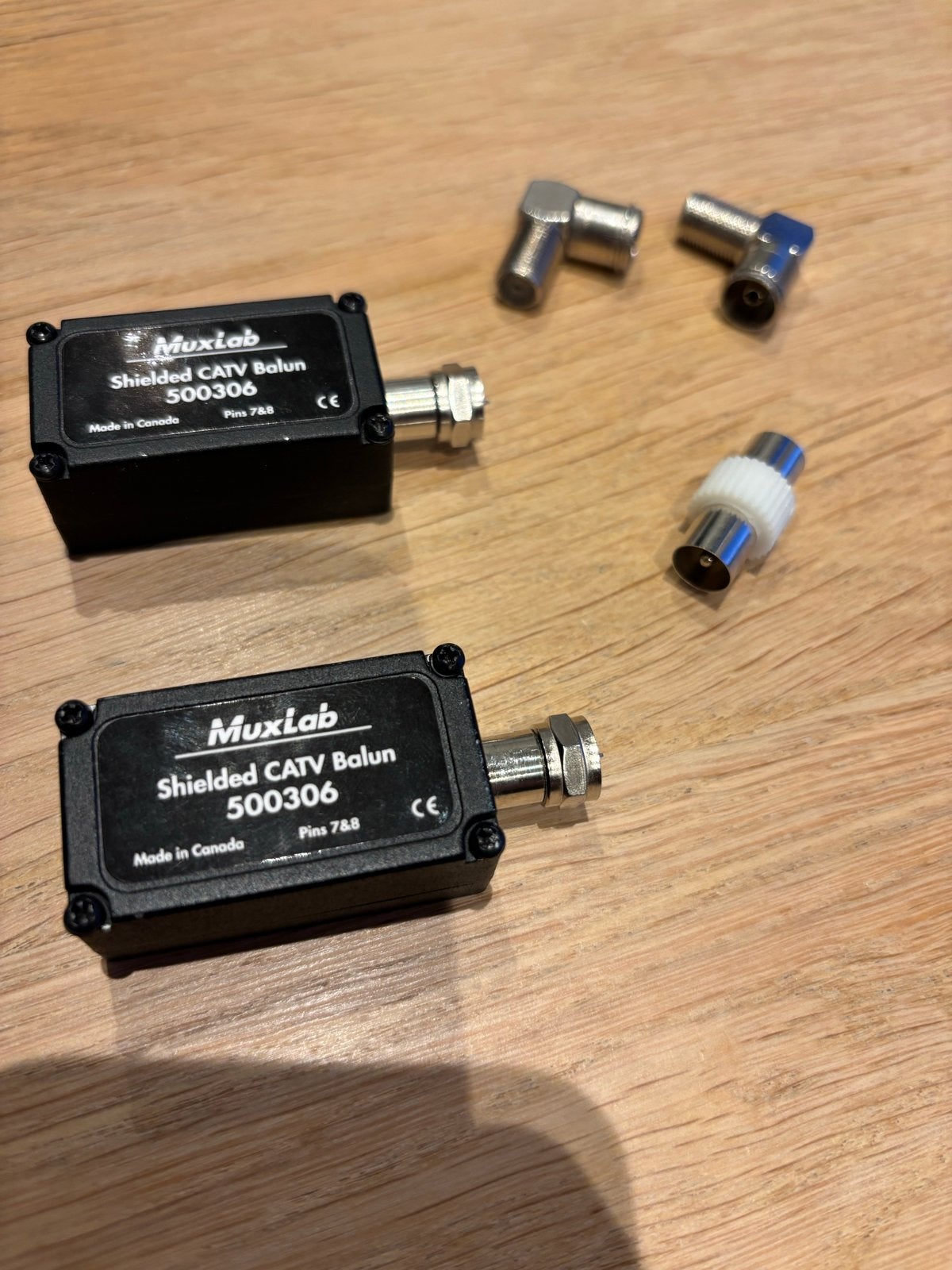 Muxlab Coax over Ethernet Adapter (Coax over UTP), Audio, Tv en Foto, Audiokabels en Televisiekabels, Ophalen of Verzenden, Gebruikt