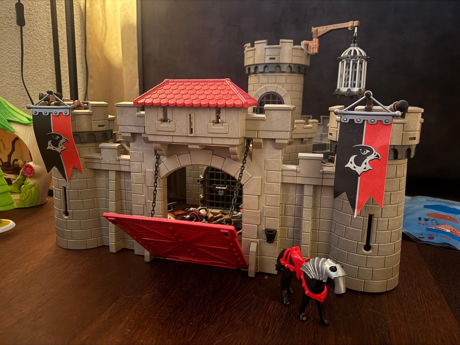Playmobil Kasteel met ridders en paarden - Zo goed als nieuw, Kinderen en Baby's, Complete set, Ophalen of Verzenden, Zo goed als nieuw