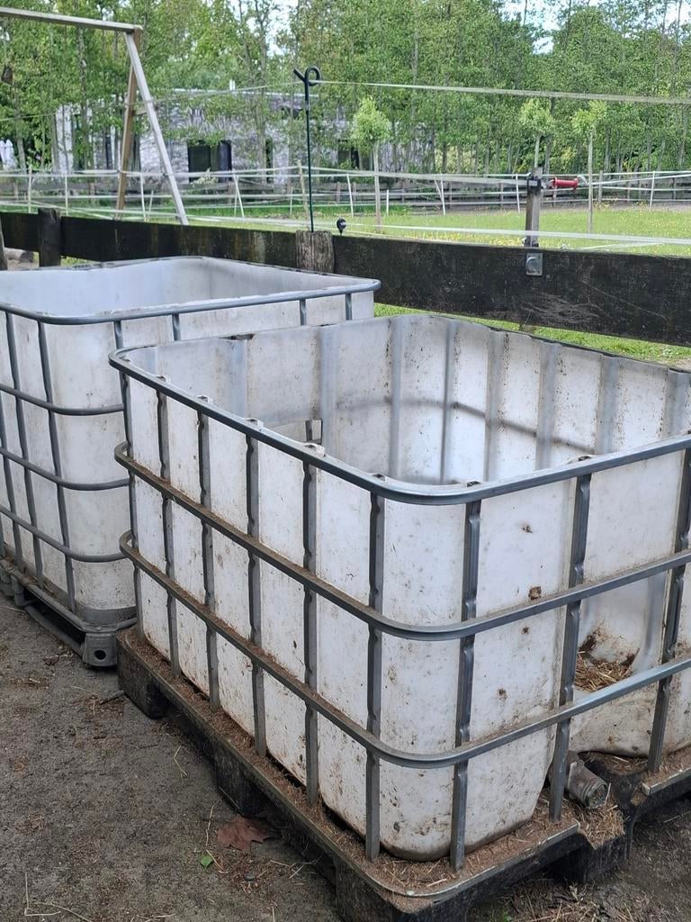 2 grote voerbakkem, Dieren en Toebehoren, Ophalen, Overige soorten