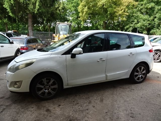 Renault Megane senic bj2011 2.0dci 160 Motorschade voor demo, Gebruikt, -, Renault, -