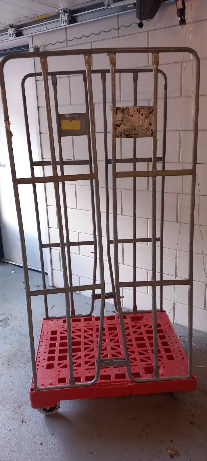 Stevige Rolcontainer met Kunststof Bodem, Ophalen of Verzenden