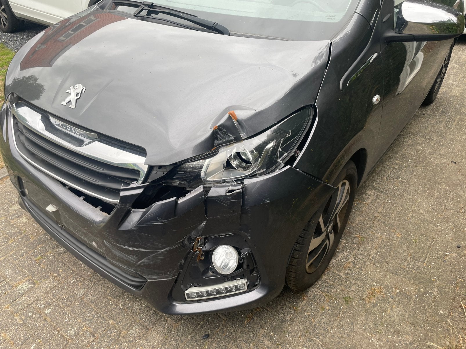 Peugeot 108 allure cabrio bj 2021 57000 km, Ophalen, Zwart, Benzine