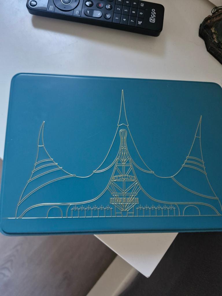 Efteling blikken doos met gouden opdruk, Ophalen of Verzenden, Zo goed als nieuw, Gebruiksvoorwerp