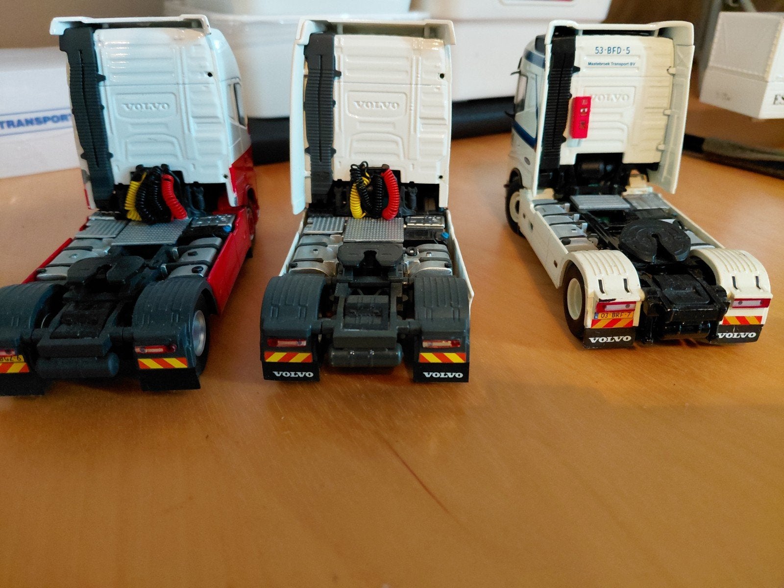 wsi/tekno volvo trekkers, Ophalen of Verzenden, Zo goed als nieuw, Bus of Vrachtwagen, Tekno