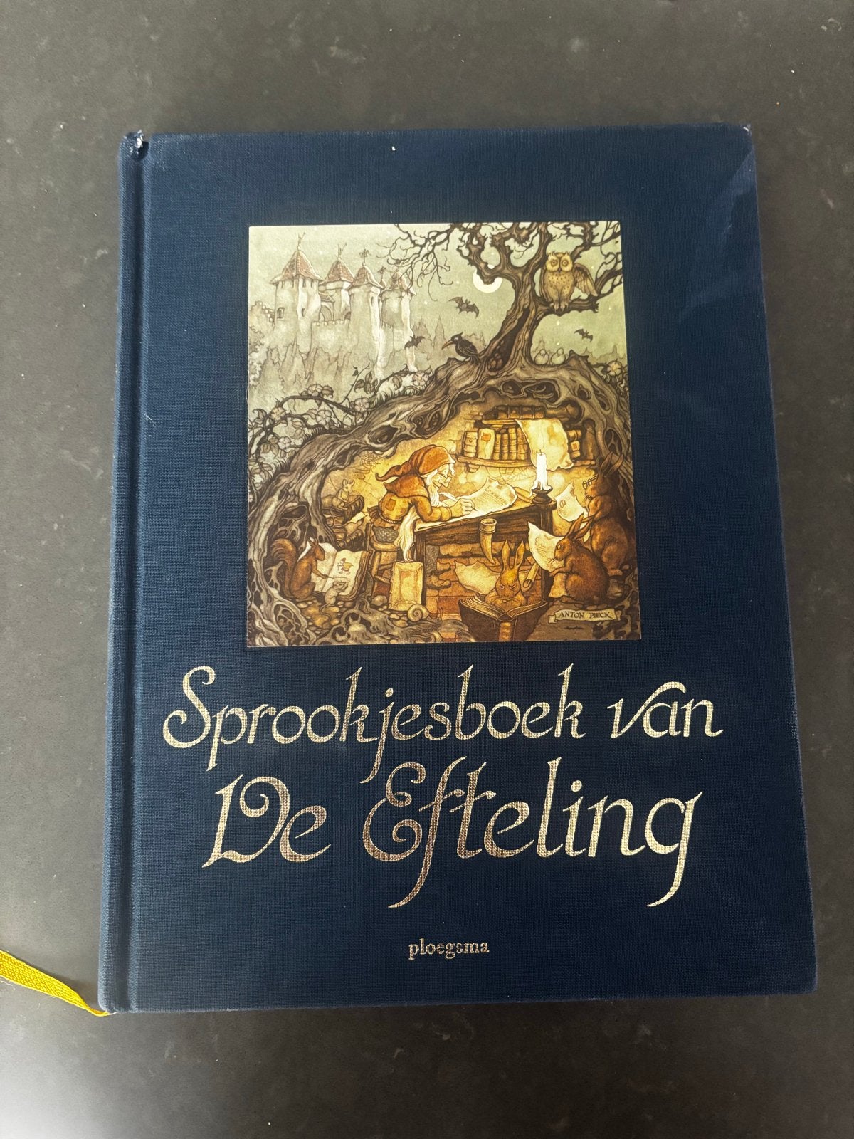 Sprookjesboek van De Efteling - Anton Pieck illustraties, Ophalen of Verzenden, Zo goed als nieuw