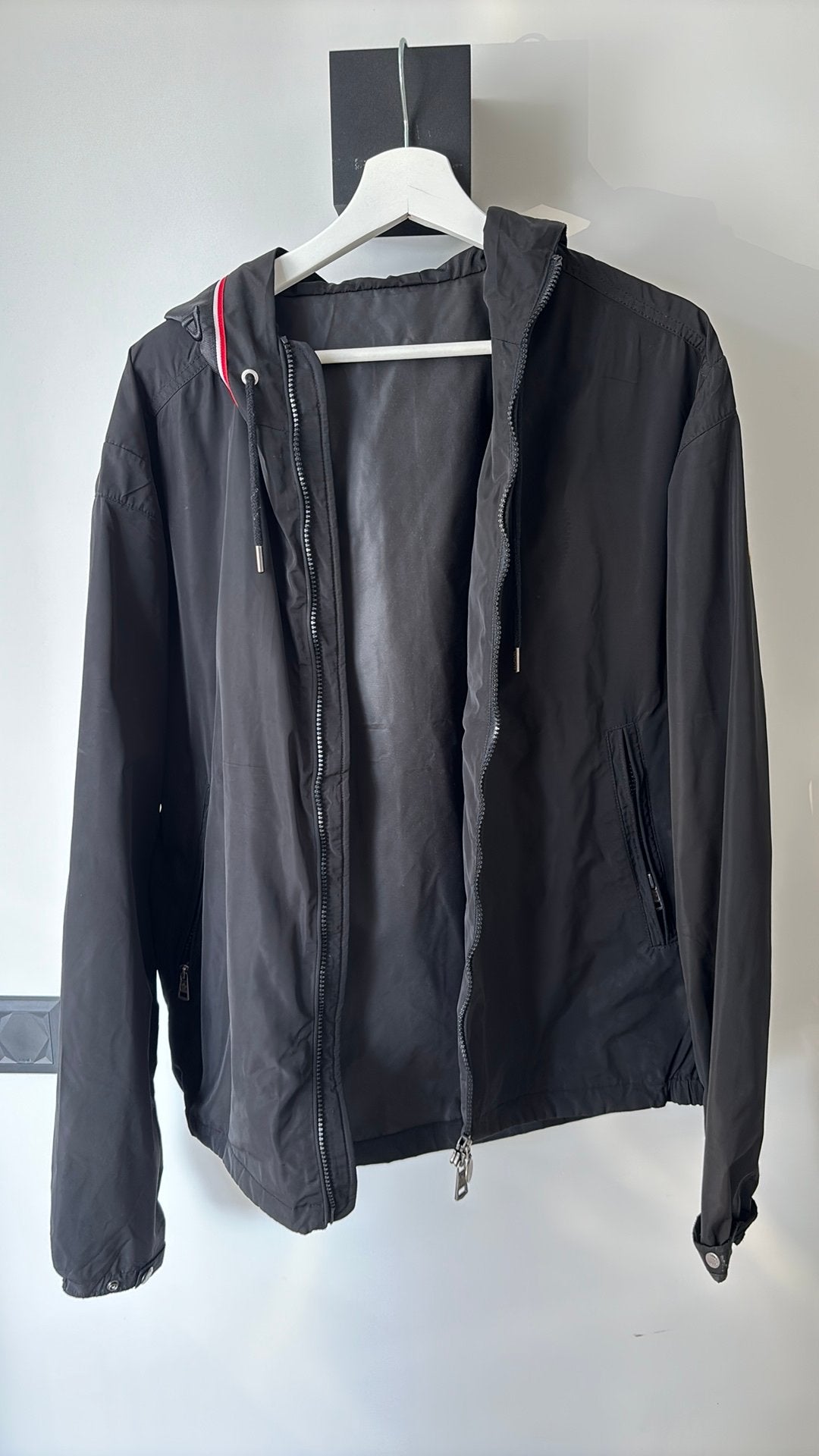 Moncler windbreaker zwart, Ophalen, Zo goed als nieuw, Zwart