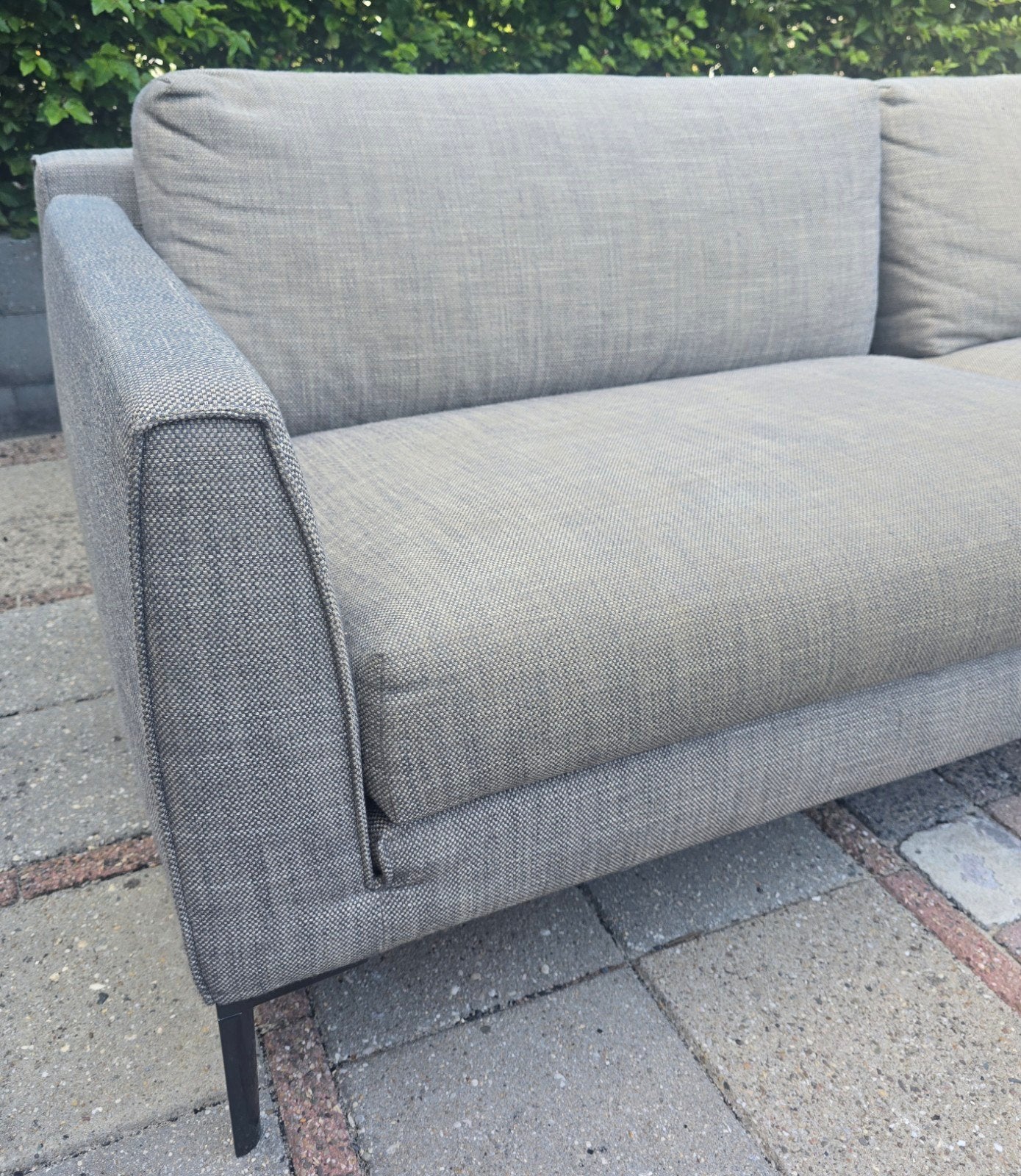 Design on Stock Heelz designbank, Huis en Inrichting, Banken | Bankstellen, Ophalen