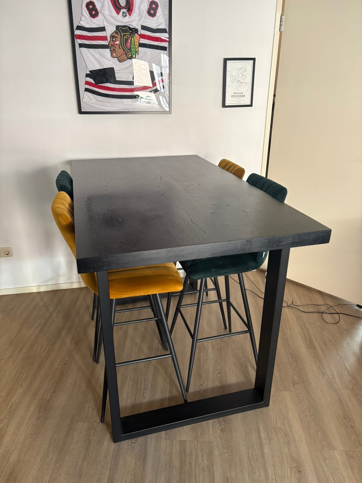 Stoere bartafel met 4 barkrukken, Ophalen, Gebruikt