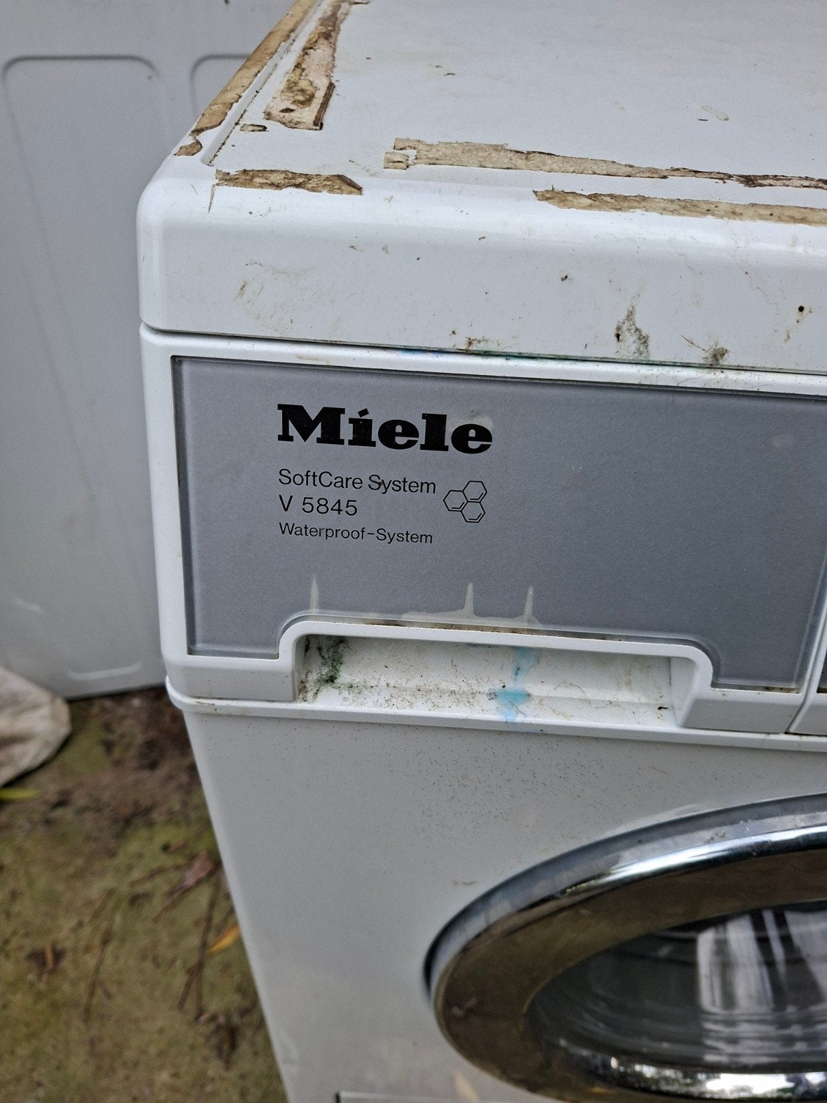 Foto 5 van Miele wasmachine V 5845 en droger T 273 C - voor onderd