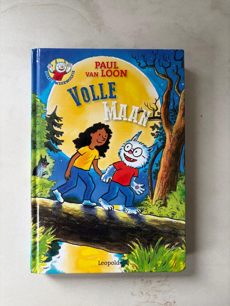 Dolfje Weerwolfje: Volle Maan - Paul van Loon, Ophalen of Verzenden, Gelezen, Fictie algemeen