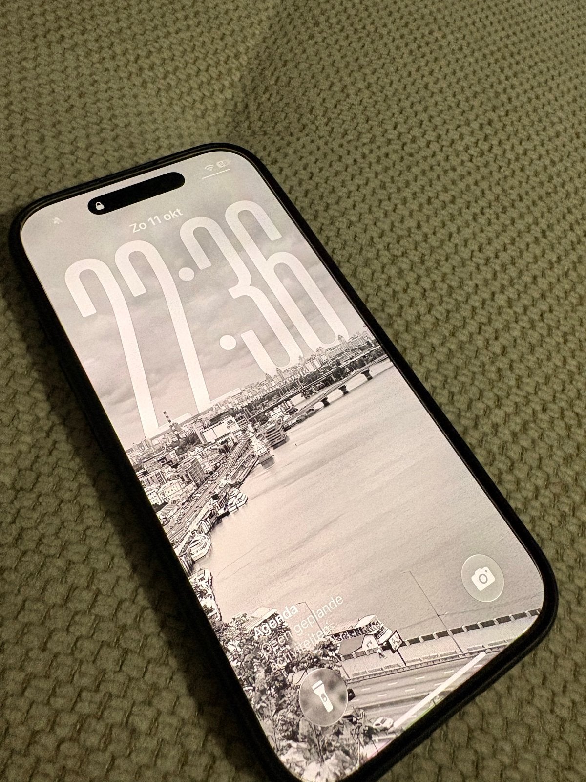 iPhone 16 Pro 128GB Zwart - 97% batterijconditie, Telecommunicatie, 97 %, Zwart, Zonder simlock, Zonder abonnement