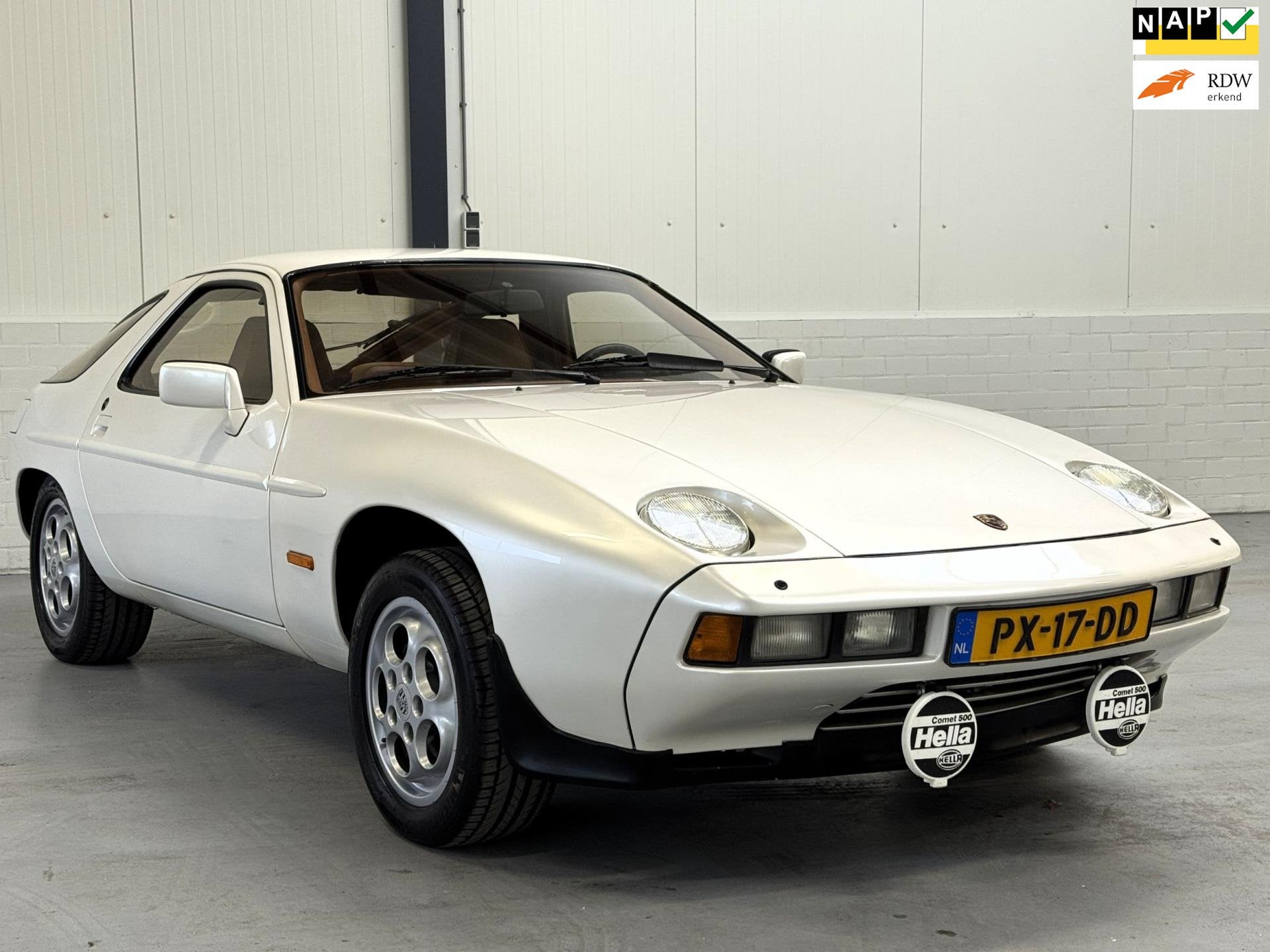 Porsche 928 4.5 Coupé Handgeschakeld, Auto's, Achterwielaandrijving, Gebruikt, 8 cilinders, 4 stoelen