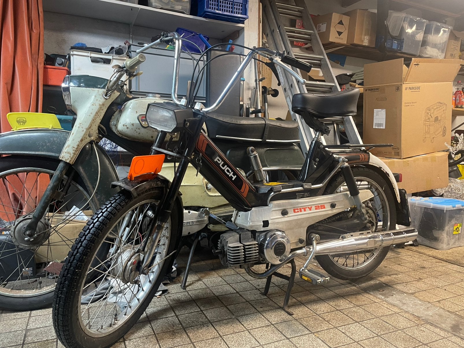 Puch maxi, Fietsen en Brommers, Brommers | Puch, Ophalen, 49 cc, Zo goed als nieuw, Maxi