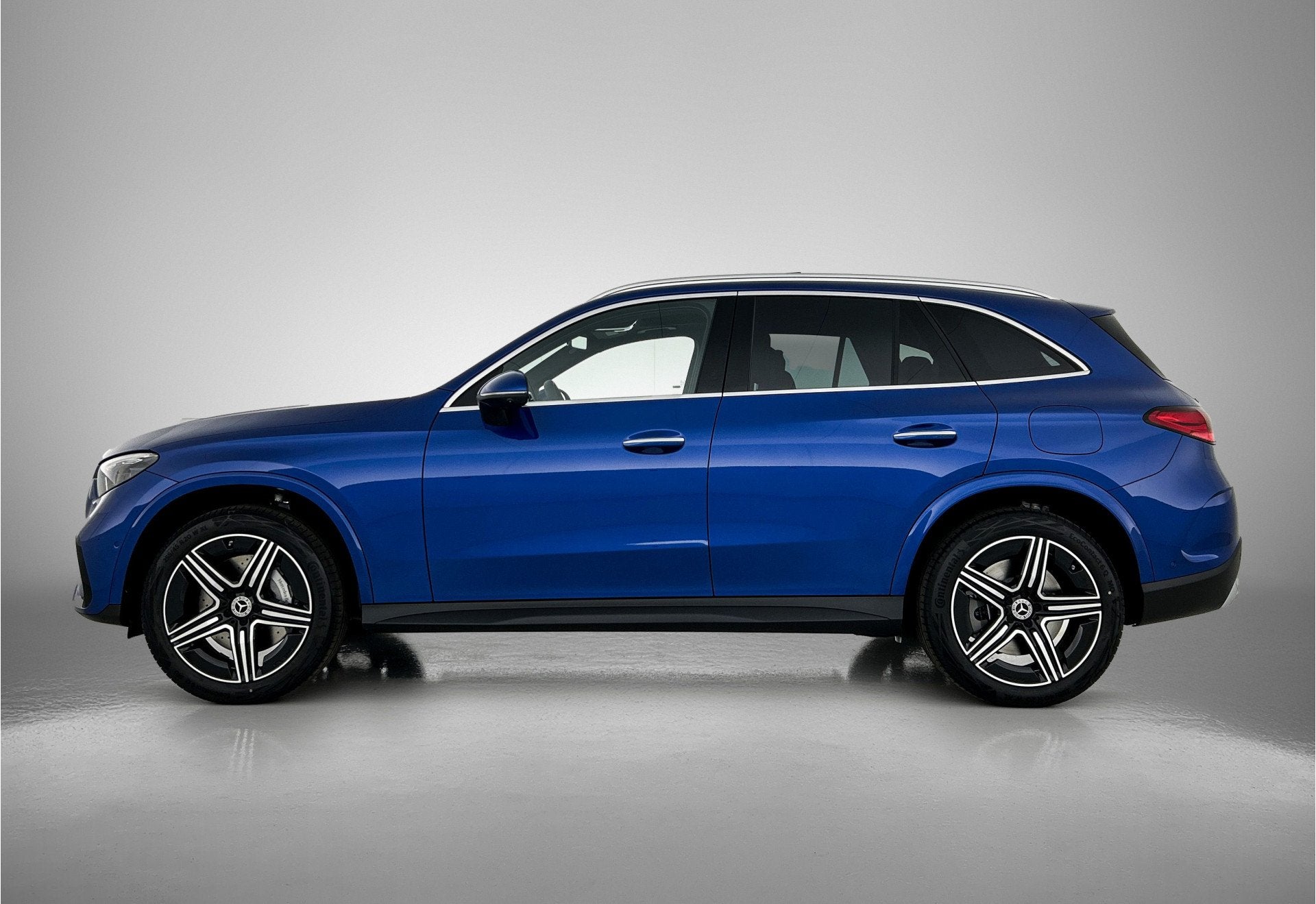 Mercedes-Benz GLC 400e 4MATIC Sport Edition | Premium Plus |, Auto's, Automaat, Zwart, 4 cilinders, Blauw
