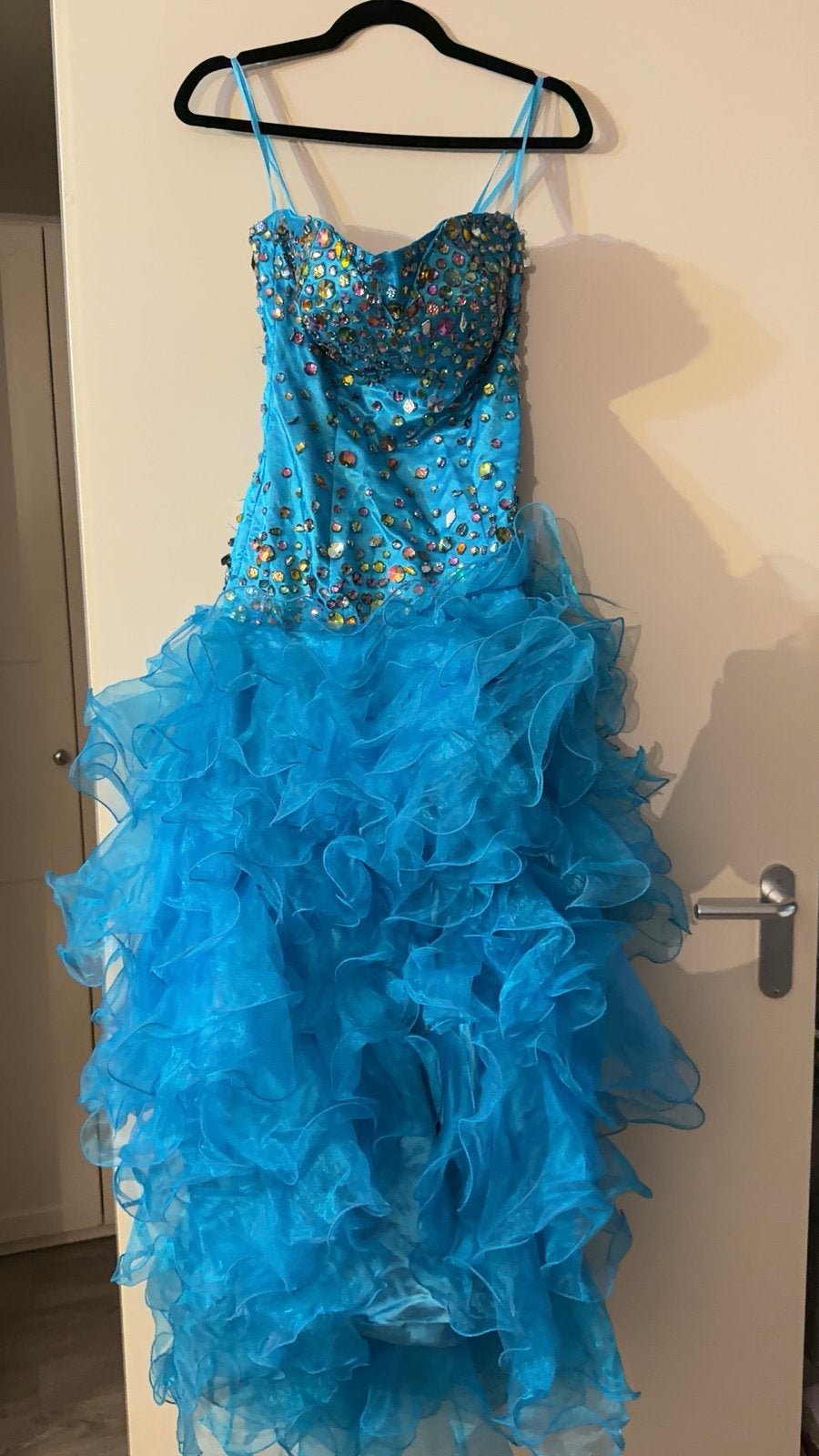Opvallende turquoise galajurk met pailletten, Blauw, Ophalen of Verzenden, Maat 36 (S), Gedragen