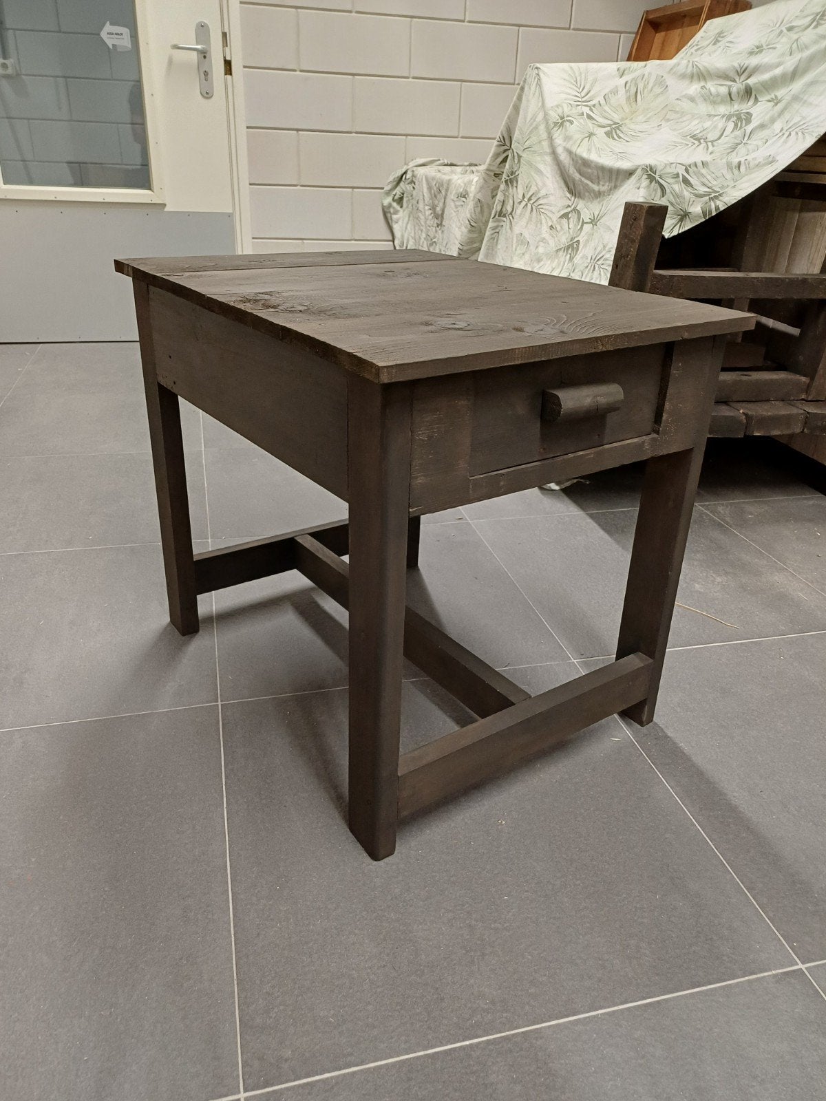 Tafeltje, Huis en Inrichting, Tafels | Sidetables, Ophalen, 50 tot 100 cm, Zo goed als nieuw, 25 tot 50 cm