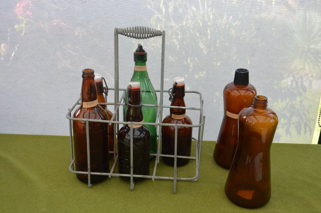 Oude zinken melk flessenrek voor 6 flessen + oude glazen fle, Ophalen of Verzenden