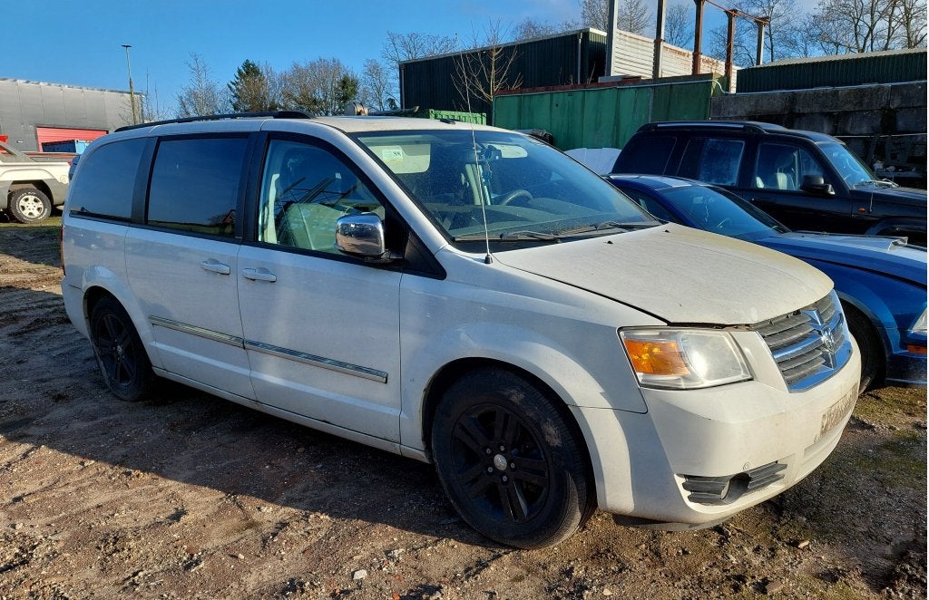 Dodge Caravan 2008-2010 voor demontage, Gebruikt, PO Box 21-8004 | Auburn Hills, MI 48321-8004, Ophalen of Verzenden, Amerikaanse onderdelen