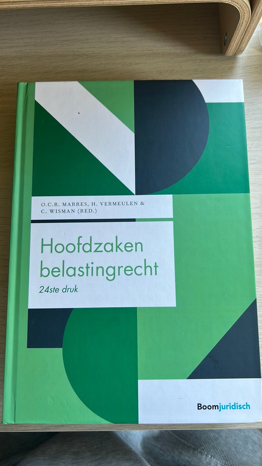 Hoofdzaken belastingrecht 24ste druk, Ophalen of Verzenden, Alpha, Zo goed als nieuw, WO