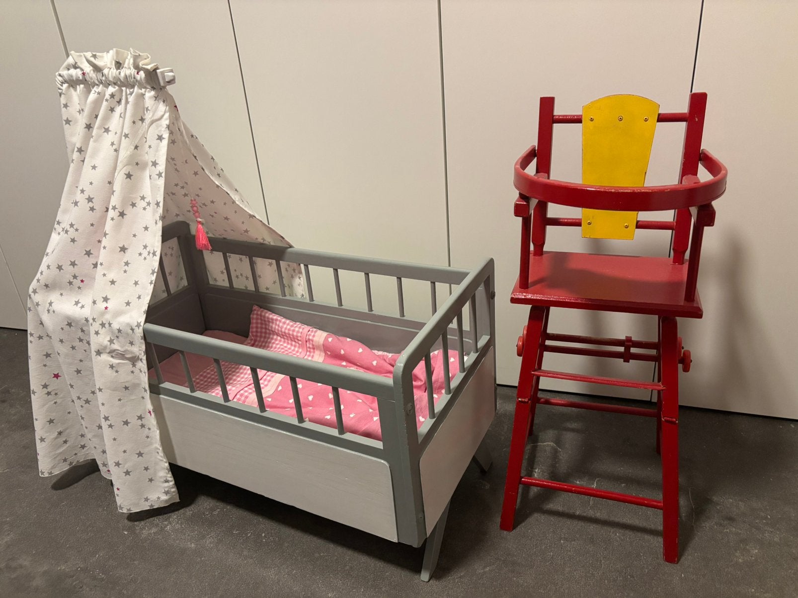 Poppenwieg en stoel, Ophalen, Gebruikt, Babypop