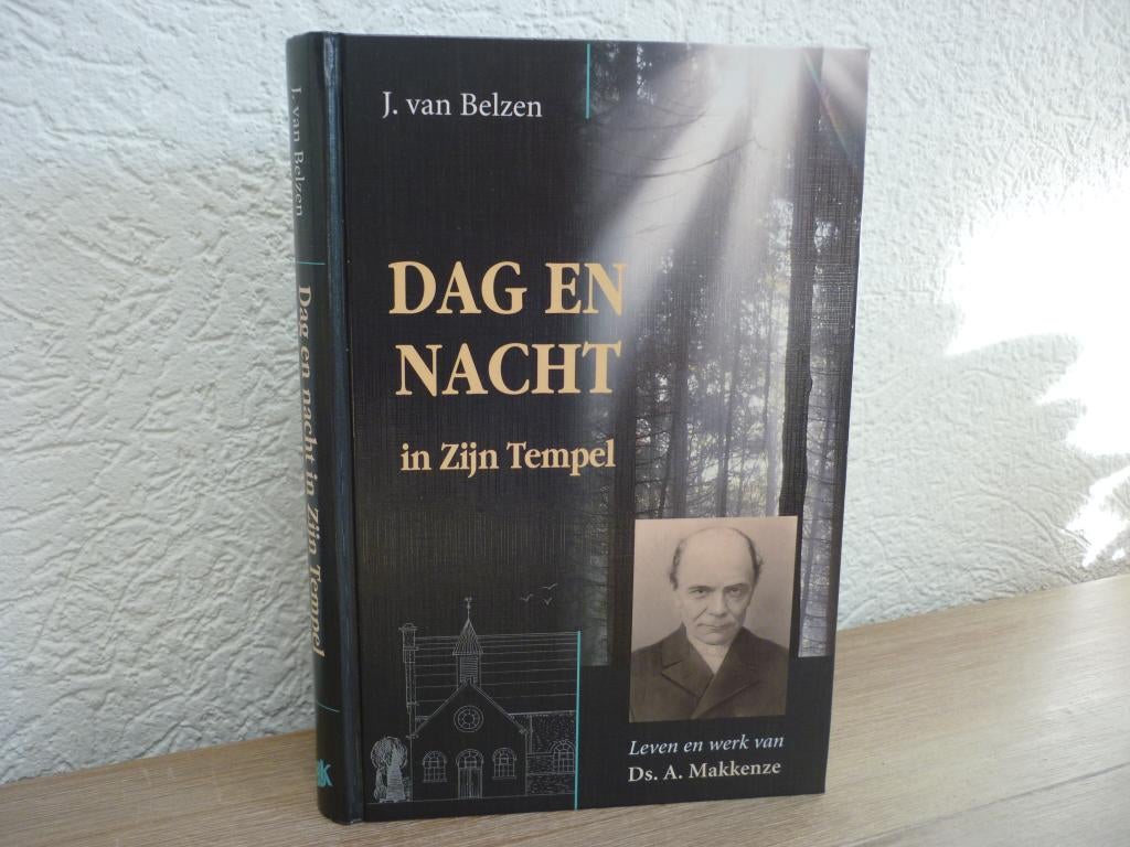 J. van Belzen - Dag en nacht in Zijn Tempel, Boeken, Ophalen of Verzenden, Zo goed als nieuw, Christendom | Protestants