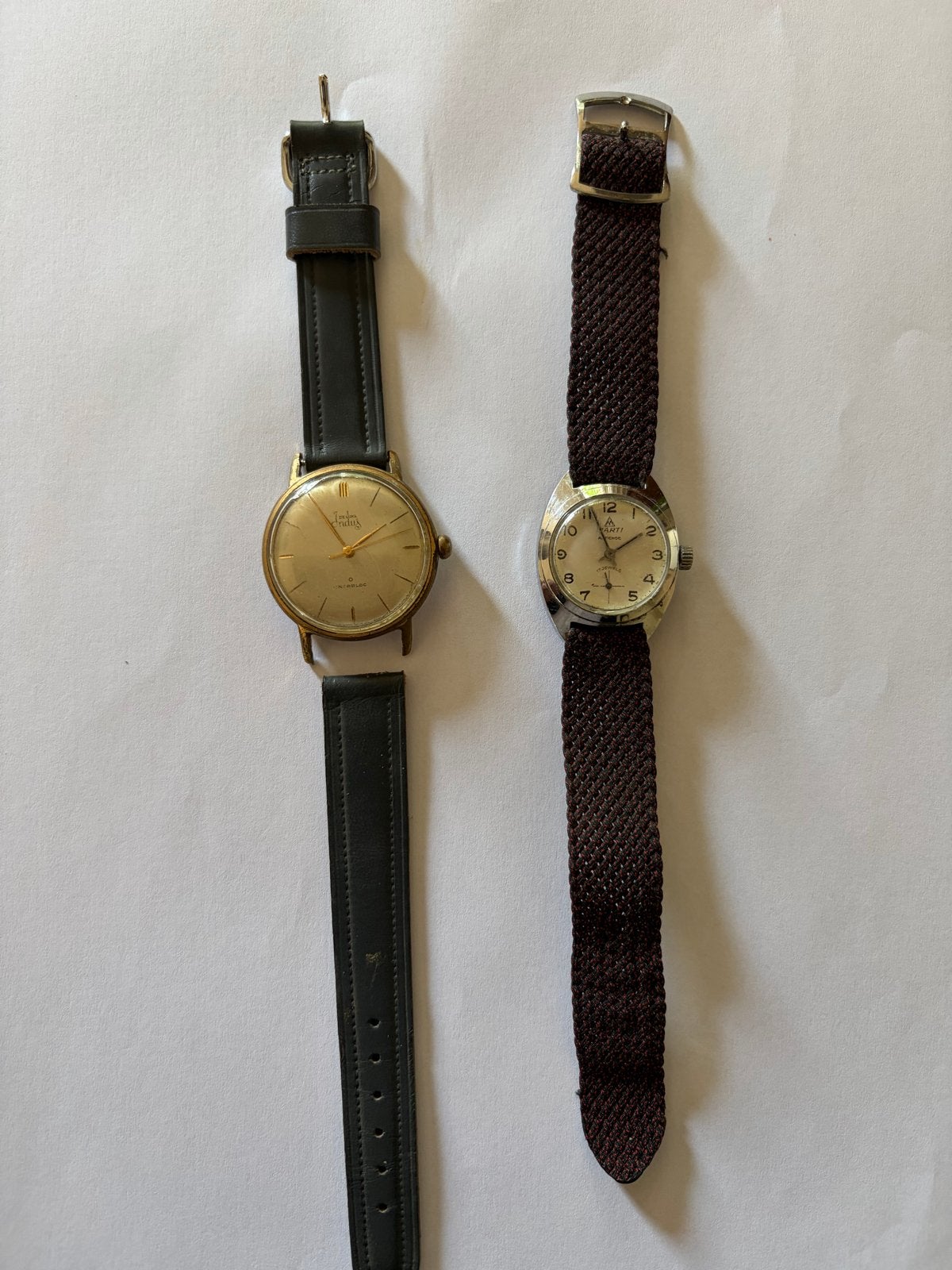 Vintage Polshorloges: Indus De Luxe & Marti Antichoc, Overige merken, Overige materialen, Met bandje, Polshorloge