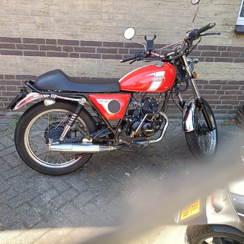Mash 50 brommer, electric starter, Fietsen en Brommers, Gebruikt, Ophalen, Overige merken, 4 versnellingen