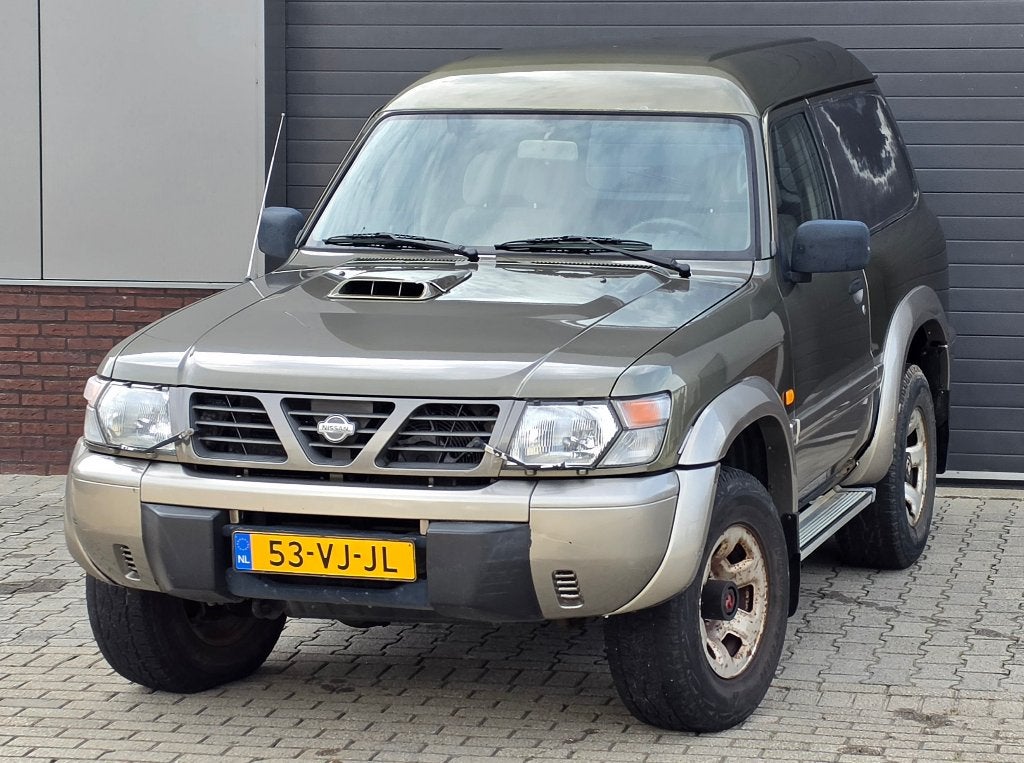 Nissan Patrol 2.8 GR TDI VAN 3DR 4WD 4x4 Airco 2000, Auto's, Stof, 2826 cc, Beige, 129 pk