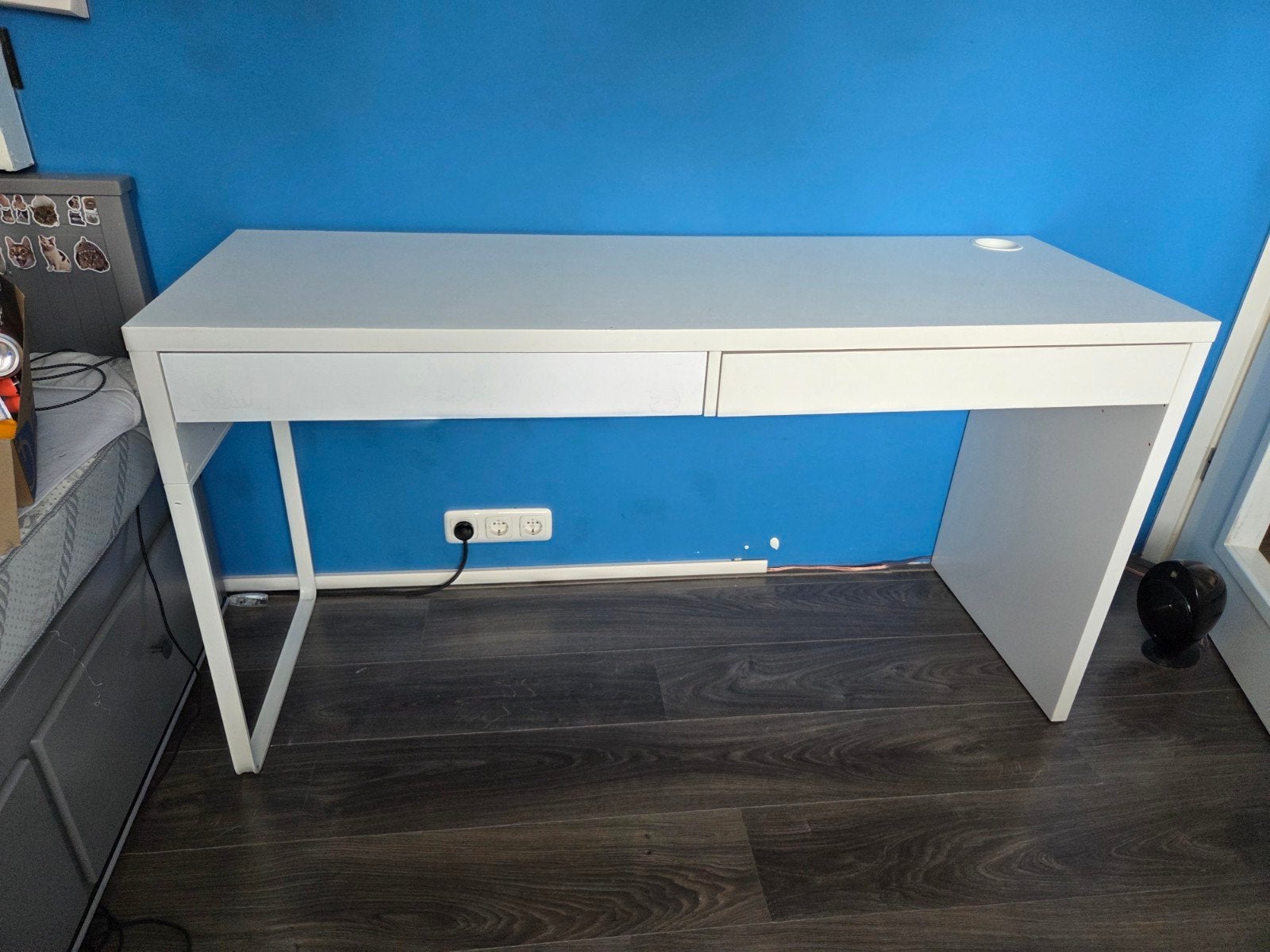 IKEA bureau wit met lades, Ophalen, Met lades, Gebruikt, Spaanplaat of MDF