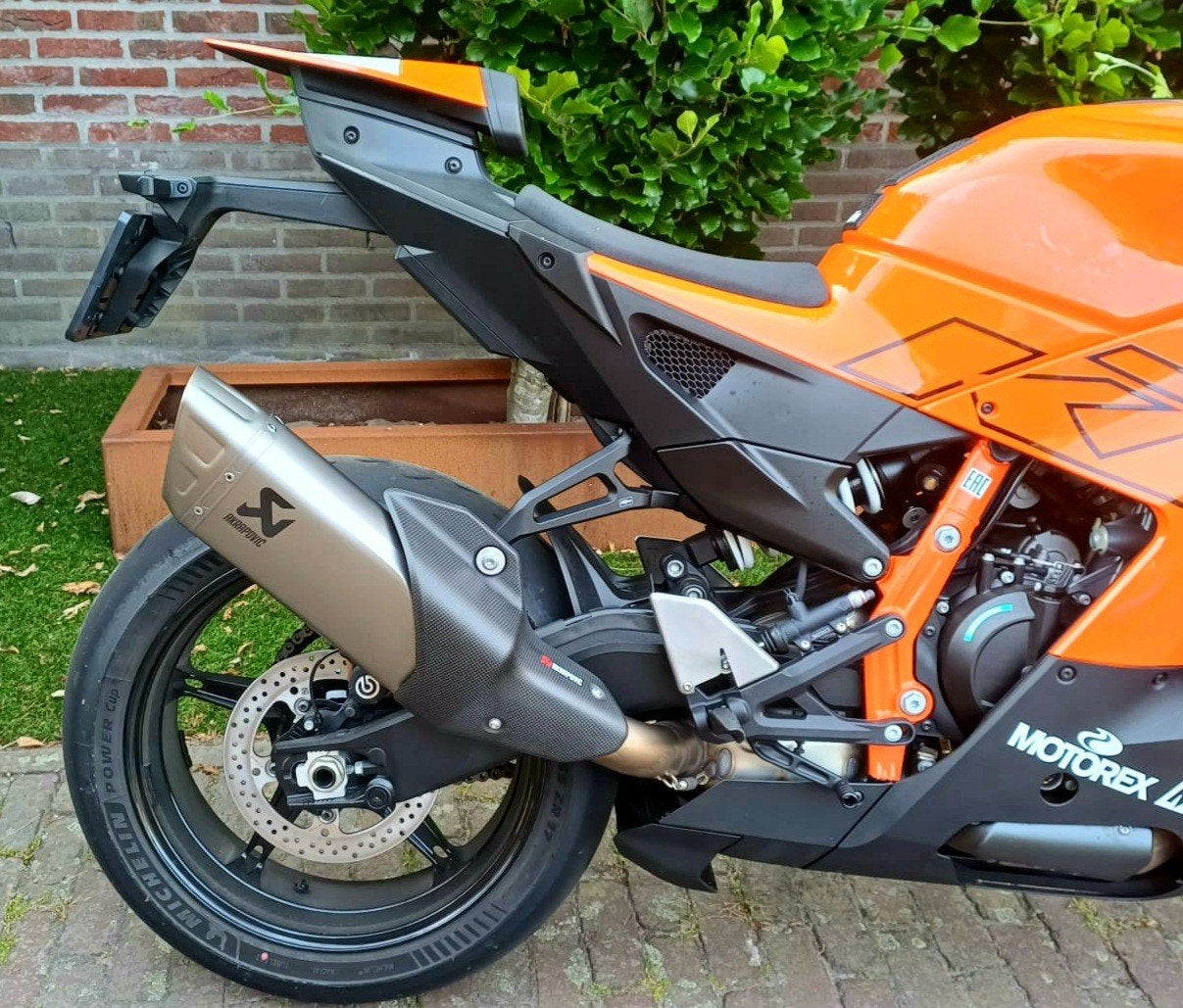 Originele Akrapovic demper voor KTM 990RC R en 990 Duke, Ophalen of Verzenden, Zo goed als nieuw