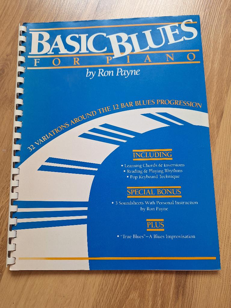 Basic blues for piano, Gebruikt, Overige soorten, Ophalen of Verzenden, Blues