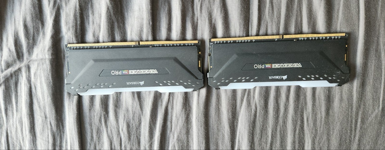 Corsair Vengeance RGB Pro DDR4 32GB (2x16GB) 3200MHz, Ophalen, 32 GB, DDR4, Zo goed als nieuw