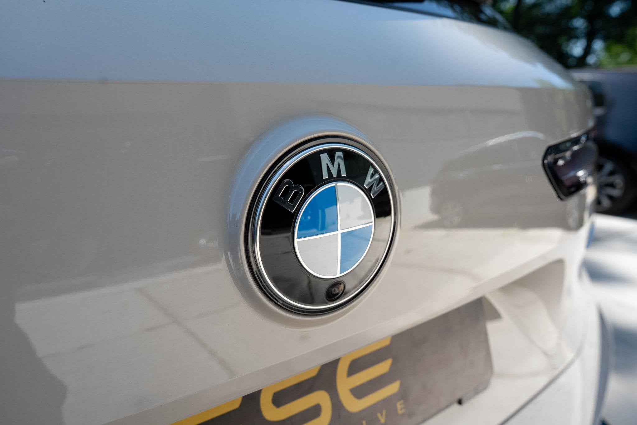 Foto 23 van BMW iX xDrive M70 112 kWh | Suite Amido | Snelwegassistent*
