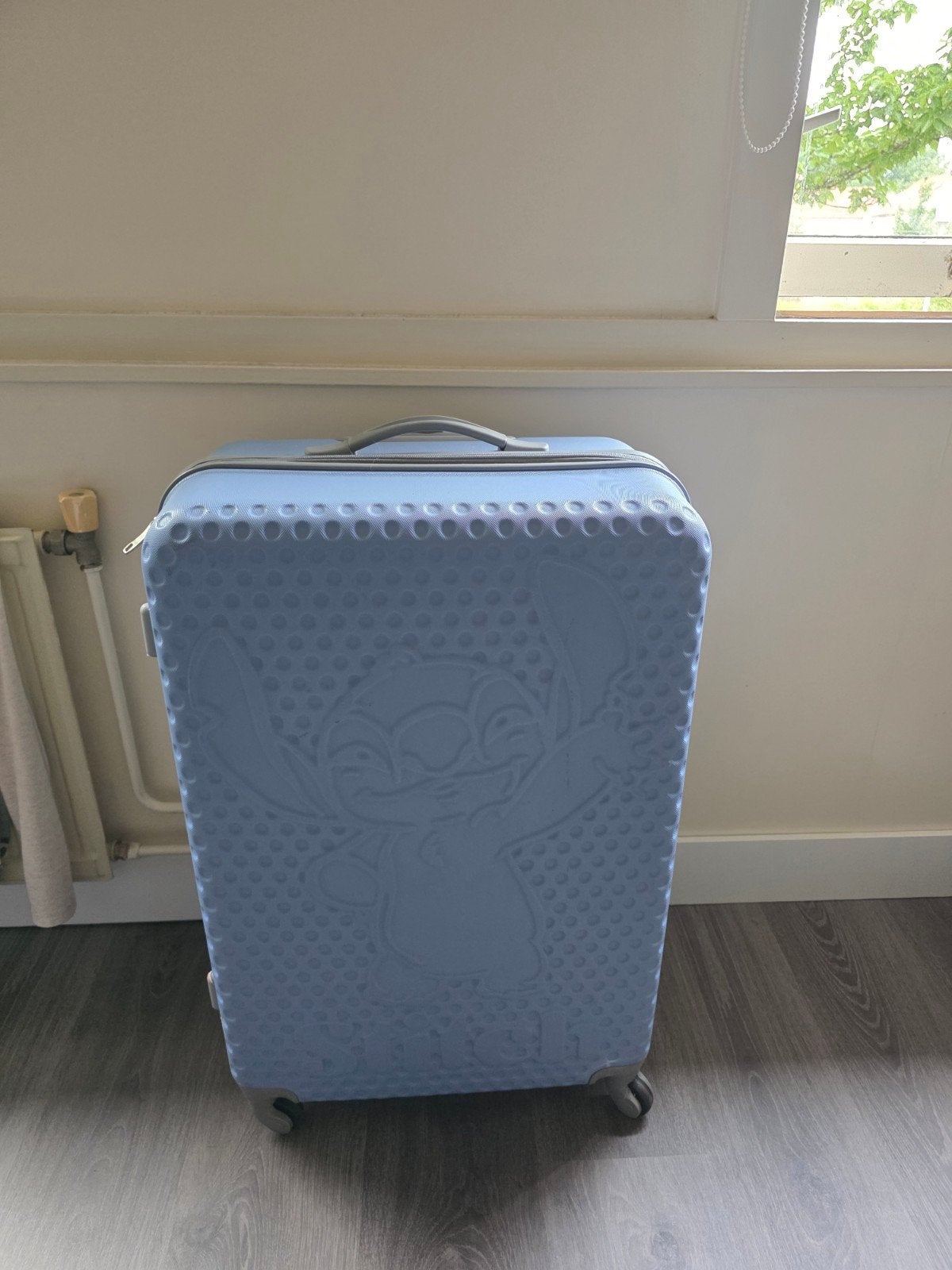 Stitch Koffer - Lichtblauw met Uitschuifbare Handgreep, Gebruikt, Blauw, Minder dan 35 cm, Ophalen of Verzenden