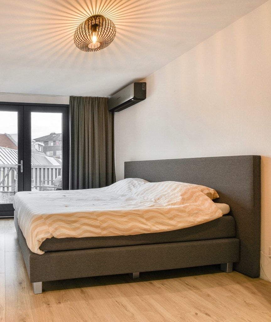 Bed 180x200, Ophalen, Tweepersoons, Zo goed als nieuw, 180 cm