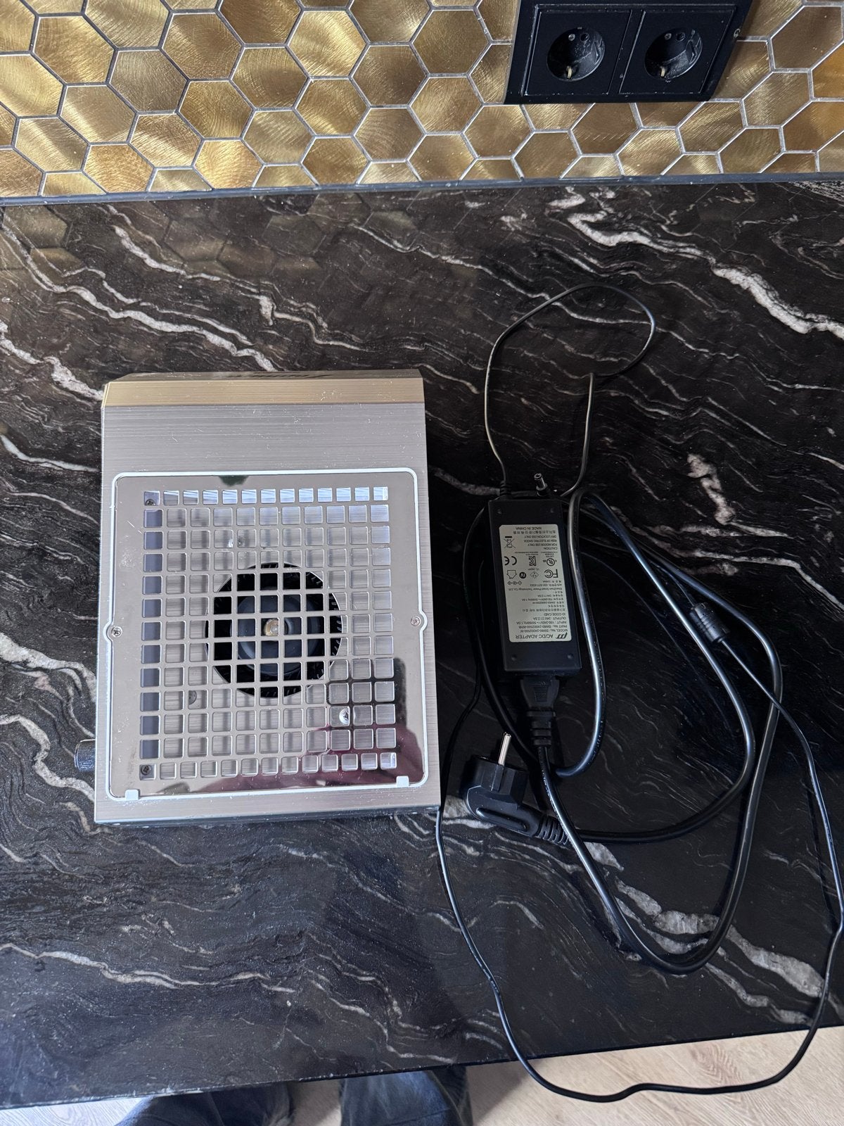 Zephyros SM Dust Collector - Stofafzuiger voor nagelsalon, Ophalen of Verzenden, Zo goed als nieuw