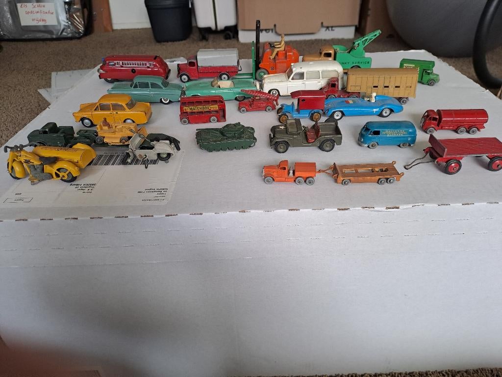 miniatuur auto's, Ophalen, Gebruikt, Auto, Dinky Toys