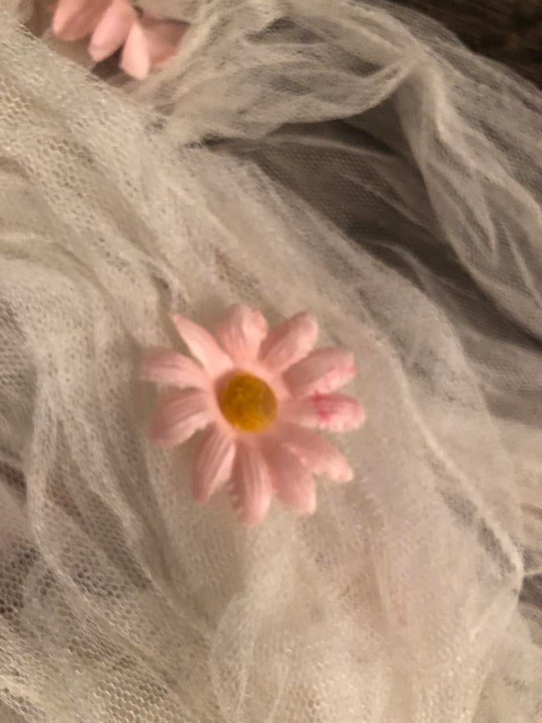 Klamboes: Wit met roze roosjes & Lila met strass steentjes, Ophalen of Verzenden, Gebruikt, Klamboe