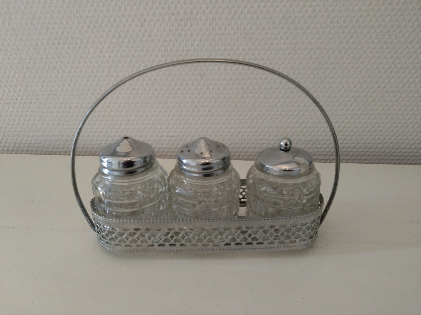 Set potjes voor peper, zout en mosterd., Ophalen of Verzenden, Zo goed als nieuw, Glas, Vintage