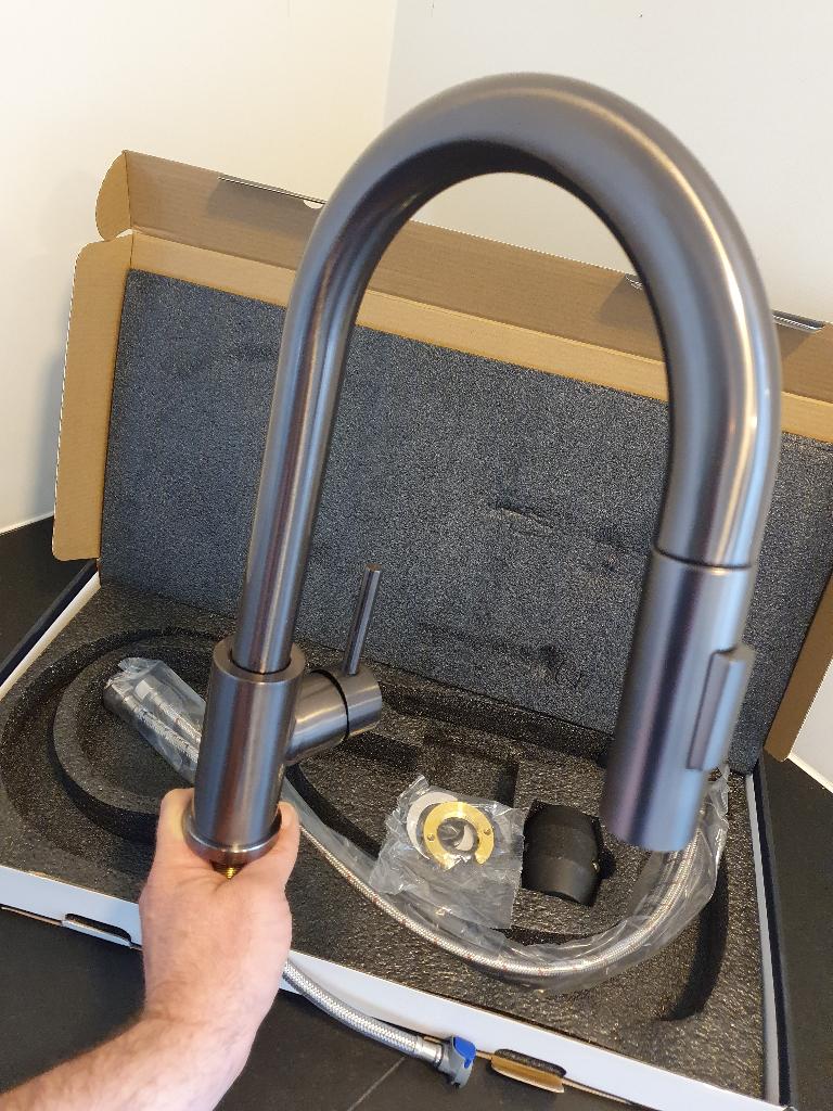 Keukenkraan Gun Metal grey Uittrekbare slang Hoog mengkraan, Doe-het-zelf en Verbouw, Sanitair, Ophalen of Verzenden, Nieuw, Rvs