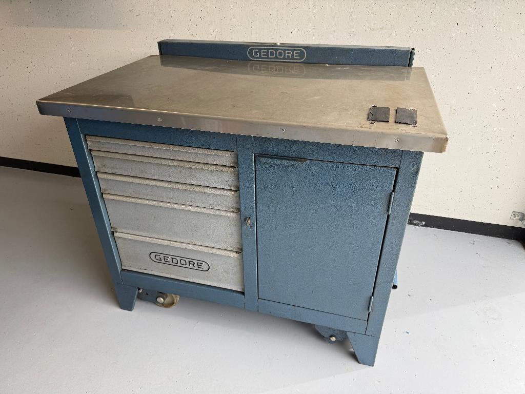 Gedore verrijdbare werkbank met verzonken achterwand, Ophalen, Gebruikt, Bankschroef