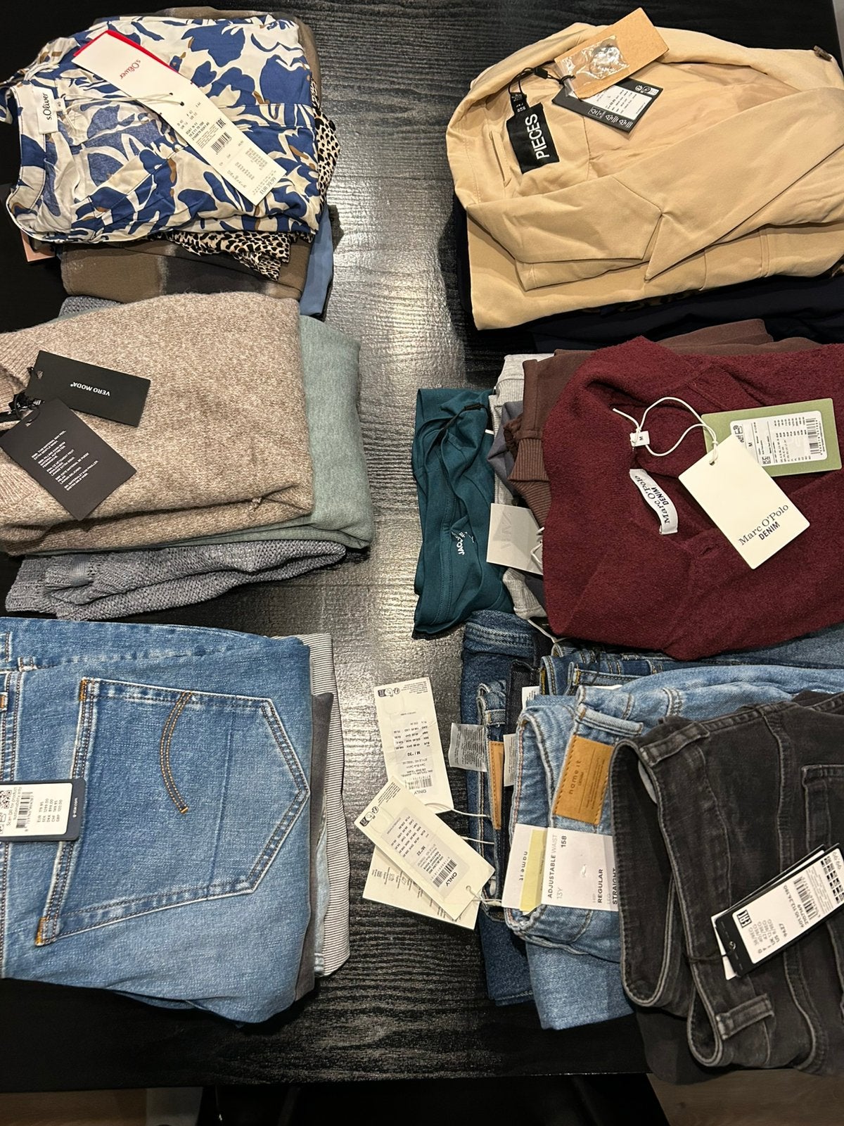 OPKOPER GEZOCHT 130+stuks merkkleding NIEUW Zie beschrijving, Ophalen, Zo goed als nieuw, Kbr@info.nl, KBR