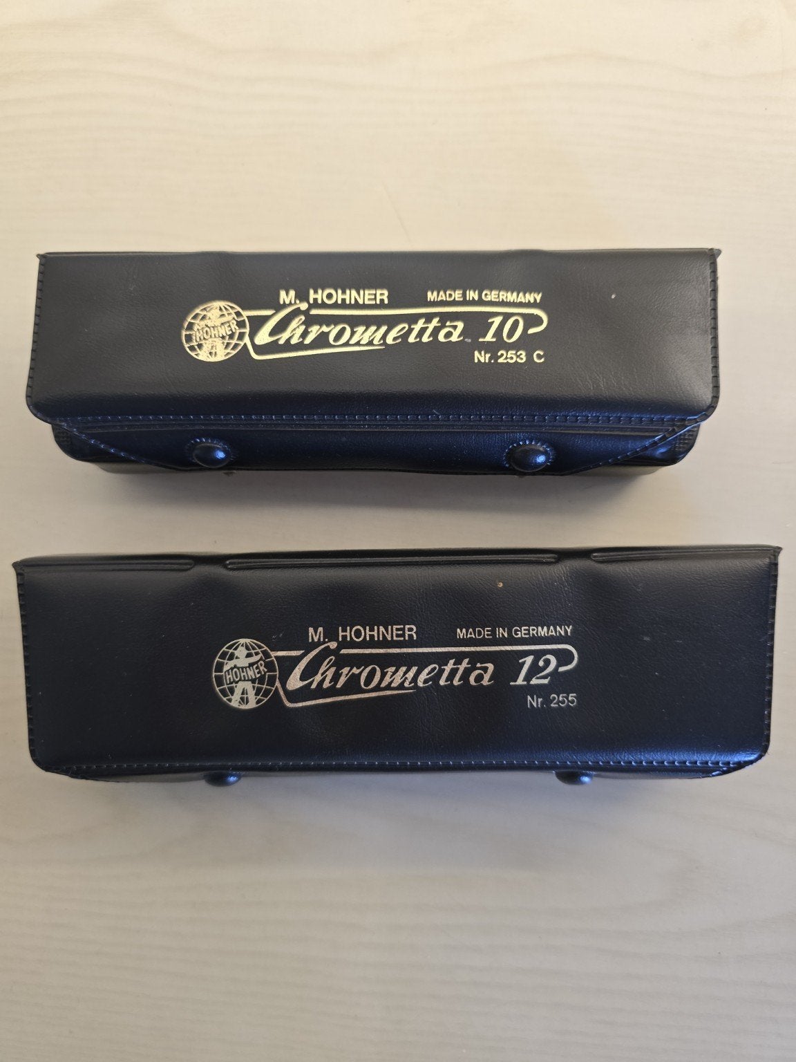 2 Hohner Chrometta mondharmonica’s 10 en 12 met originele et, Ophalen, Gebruikt, C-mondharmonica