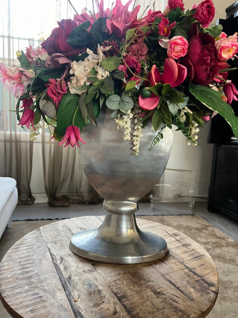 Kunstbloemen bloemstuk in grote vaas, Huis en Inrichting, Woonaccessoires | Vazen, Ophalen, Overige kleuren, Minder dan 50 cm