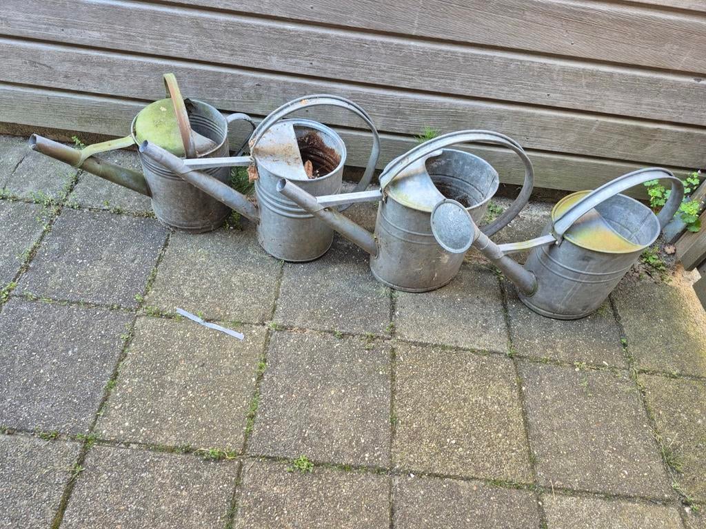 Zinken gieters, Ophalen, Rond, Metaal, Minder dan 30 cm
