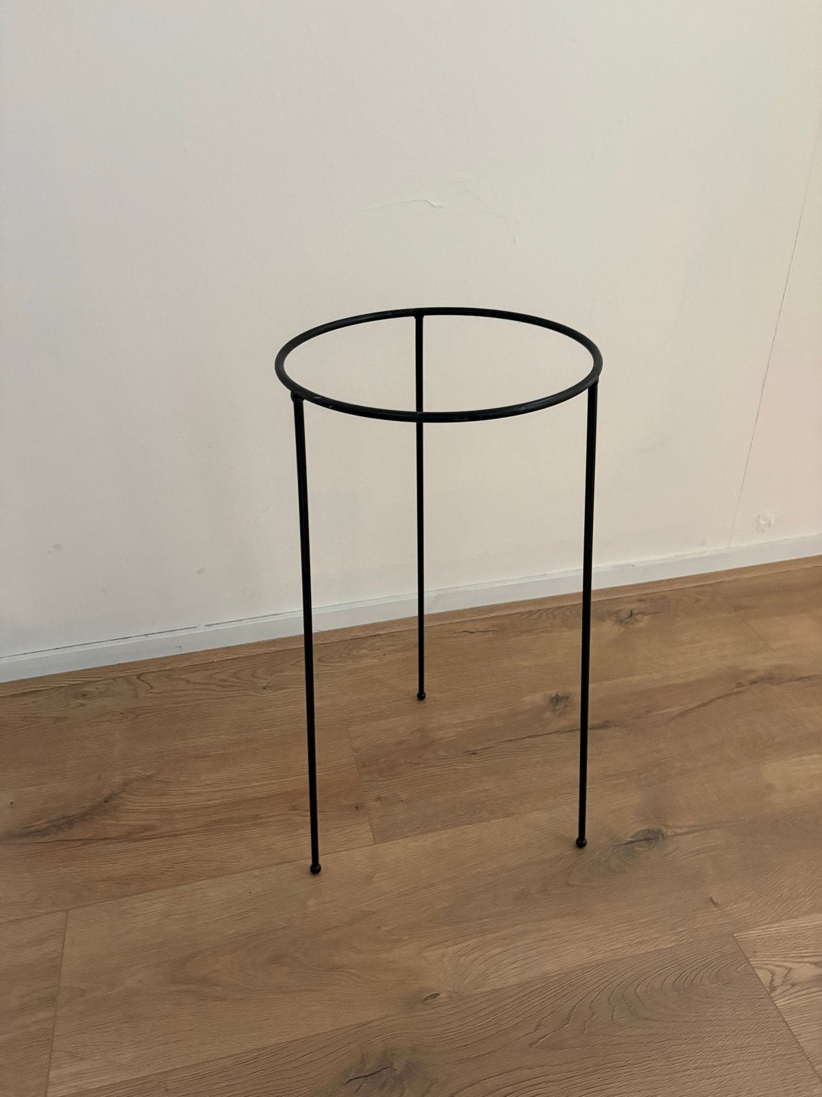 Zwart metalen plantenstandaard, Ophalen, Zwart, Zo goed als nieuw, Metaal