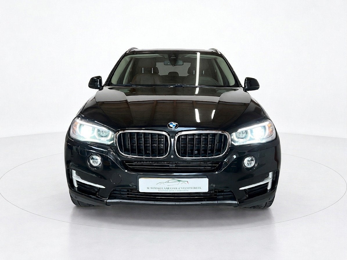 BMW X5 xDrive30d High Executive - EXPORT - Panorama - Trekha, Gebruikt, 2993 cc, 241 €/maand, 259 pk