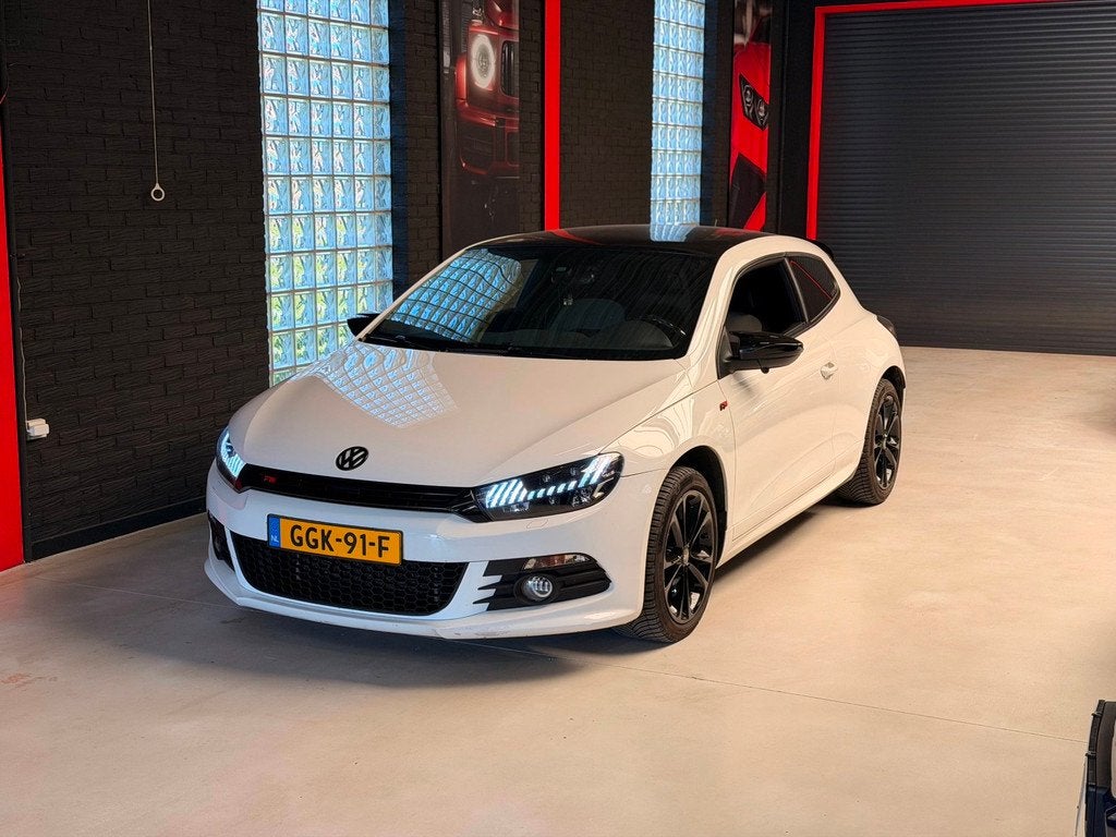 Volkswagen SCIROCCO 2.0 TSI|UNIEKE STAAT|DYNAUDIO|CARPLAY|CA, Voorwielaandrijving, Euro 5, Stof, Gebruikt