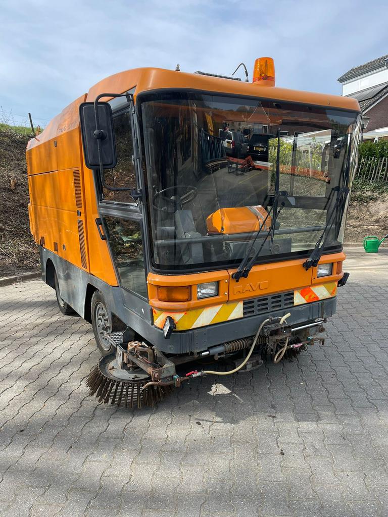 Ravo veegwagen 5002, Ophalen, Overige typen