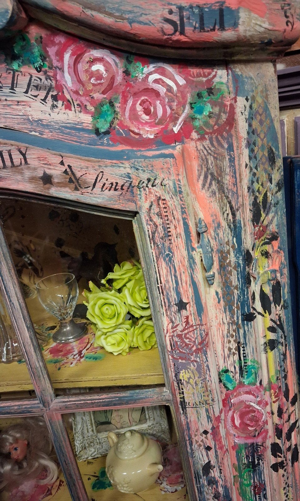 Foto 5 van Shabby/Frans/Boho/Vitrinekastje/Kastje